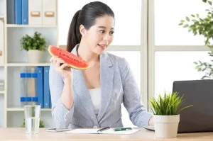 The Ultimate Guide to a Healthy Lifestyle for Office Workers