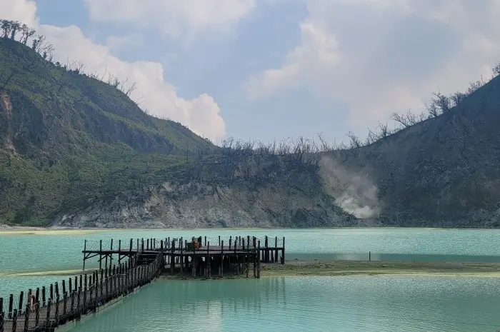 Ciwidey White Crater