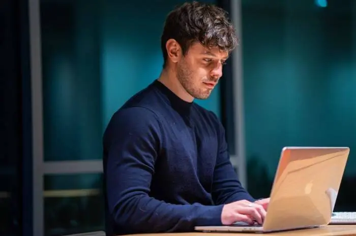 Freelance Jobs for Students That Are Profitable and Flexible