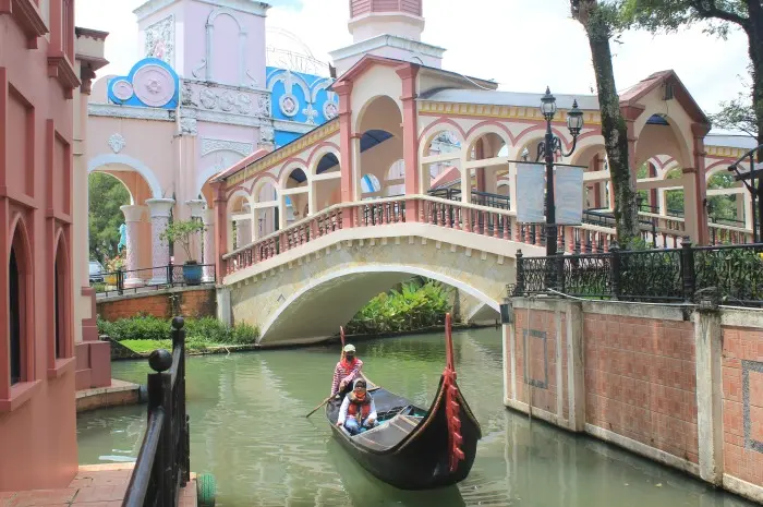 Little Venice Flower City