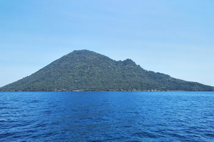 Old Manado Island